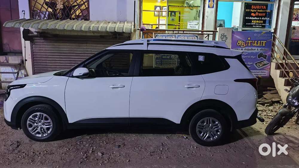 Kia Carens Premium 2026 Cng