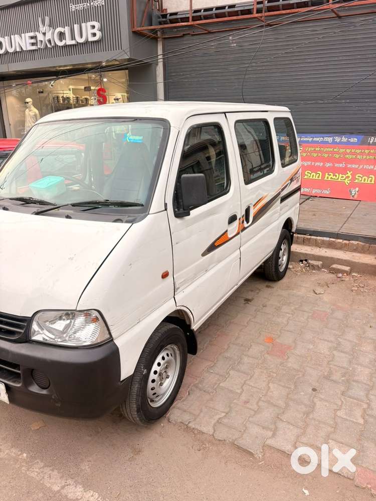Maruti Eeco Smiles 2022
