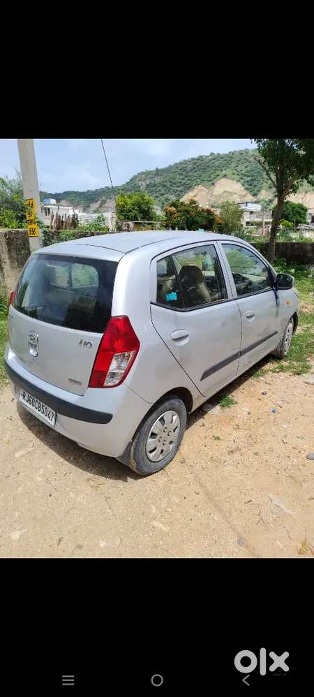 .i 10 Car Hai Best Hi Chalne Me