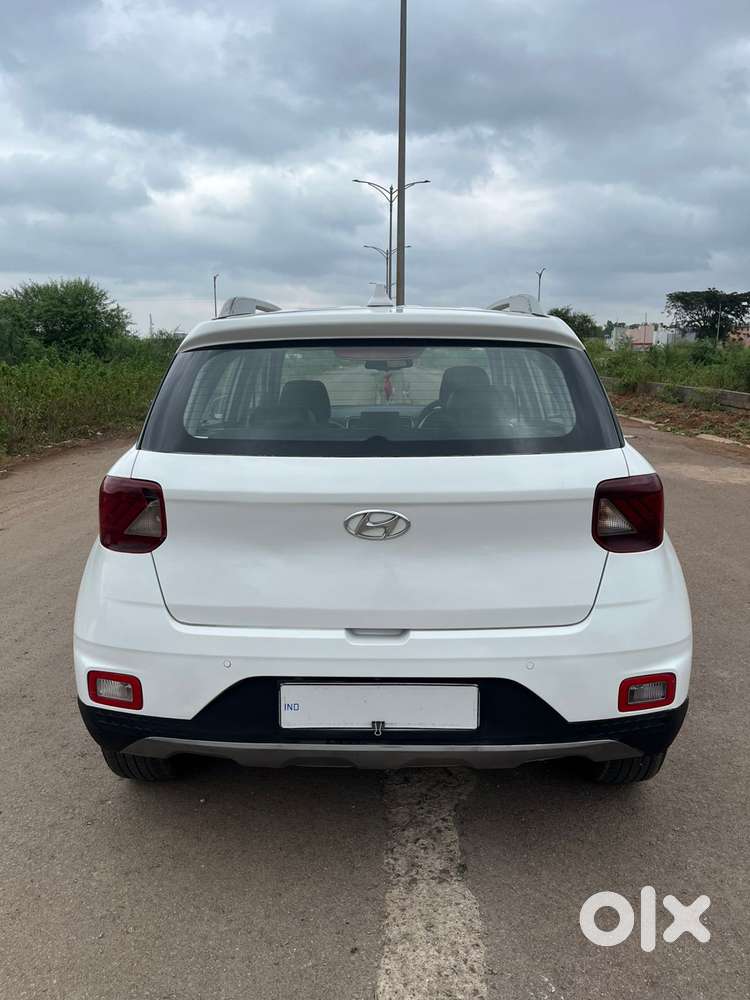 Hyundai Venue 1.0 Sx (o) Turbo Dct, 2019, Petrol