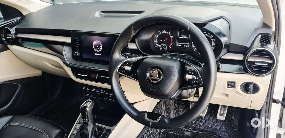 Skoda Slavia Ambition 1.5l Tsi Dsg, 2024, Petrol