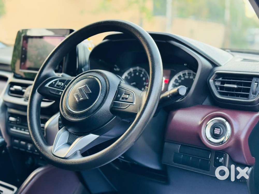 Maruti Suzuki Grand Vitara 1.5 Delta Smart Hybrid At, 2025, Petrol