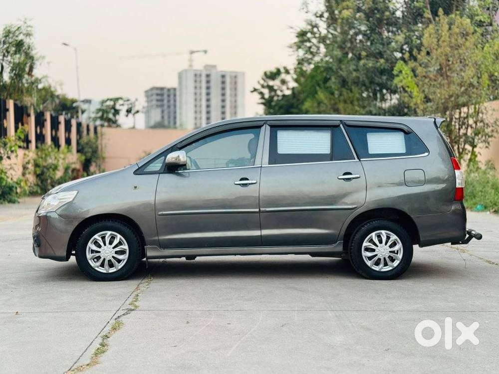 Toyota Innova 2.5 Gx 7 Str Bs-iii, 2012, Diesel
