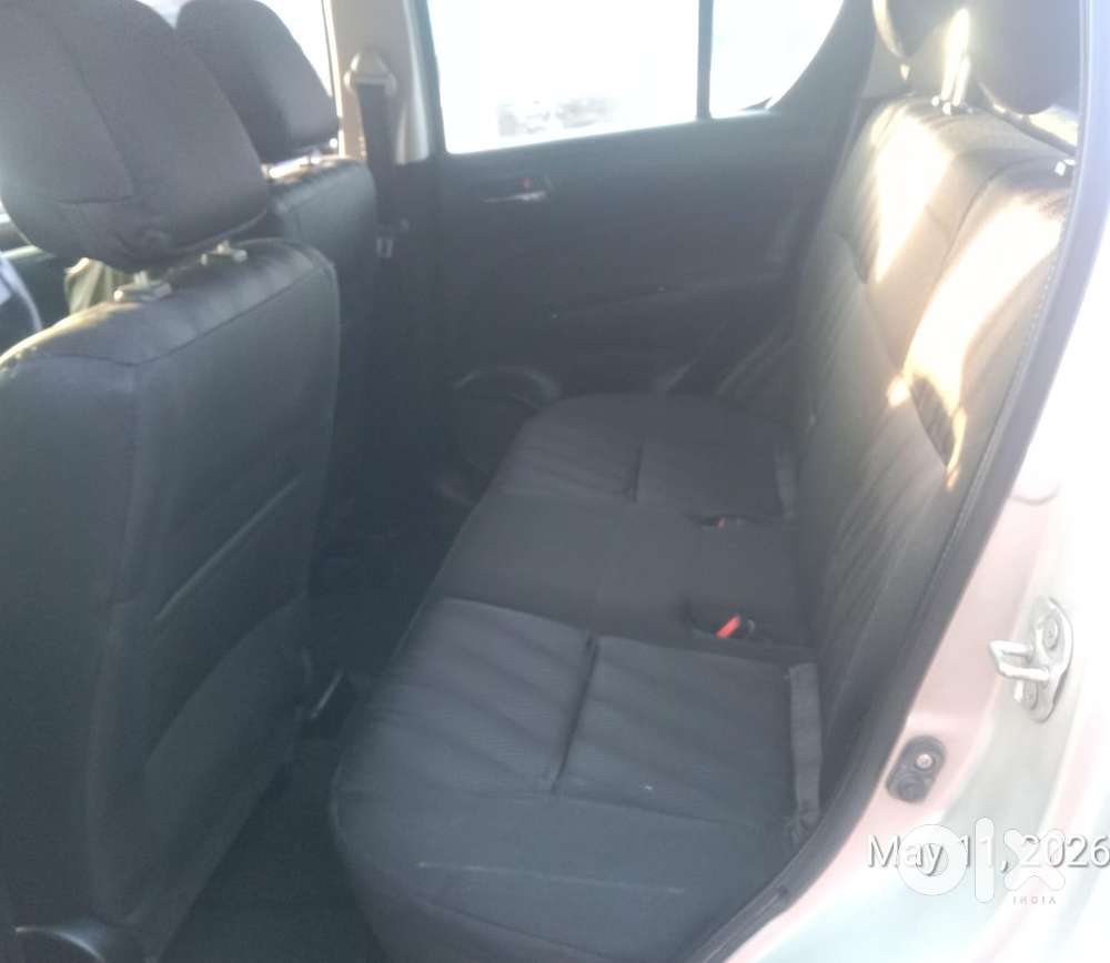 Maruti Suzuki Swift Vxi 1.2 Abs Bs-iv, 2012, Petrol