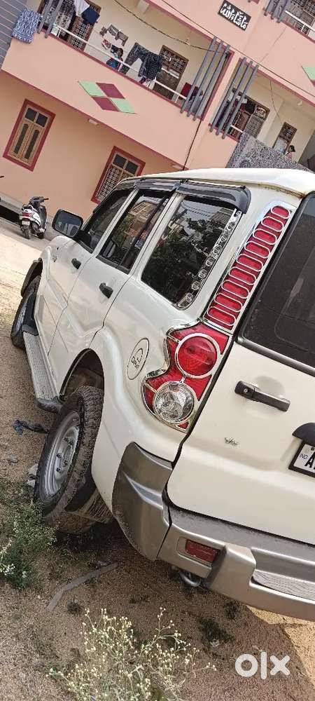 Mahindra Scorpio Classic 2013 Diesel 150000 Km Driven