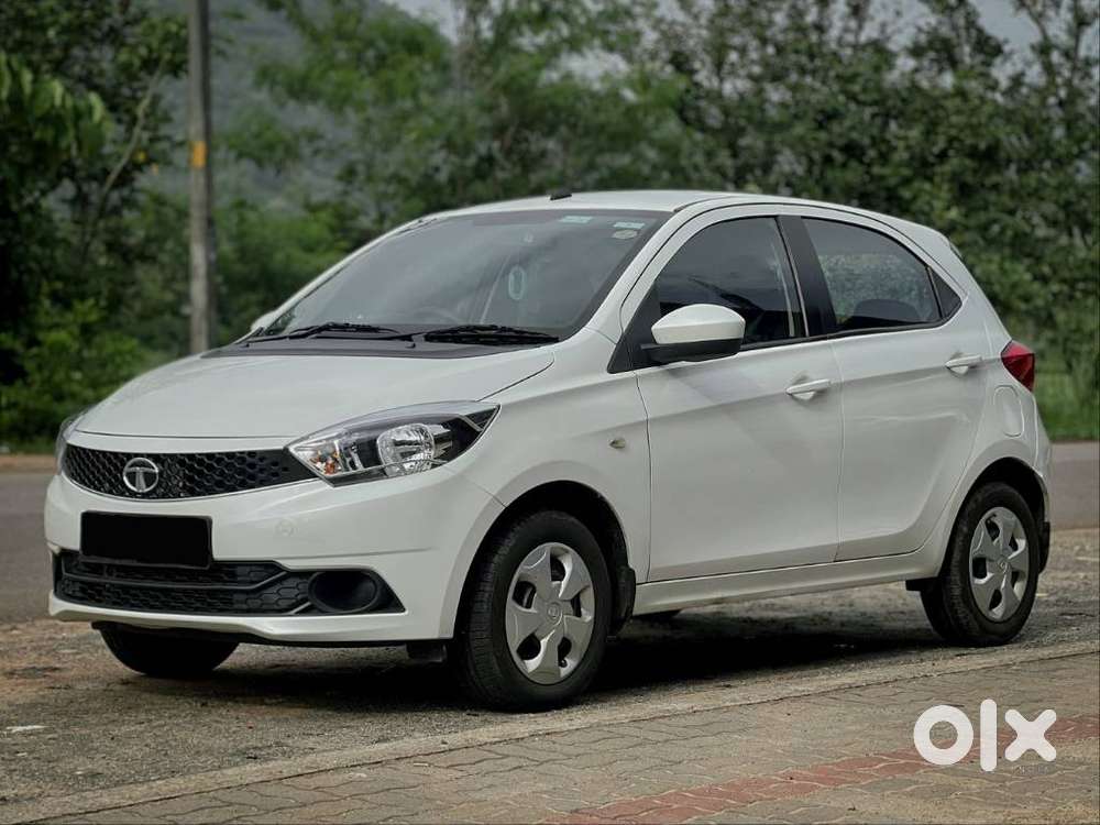 Tata Tiago 1.2 Revotron Xt (o), 2016, Petrol