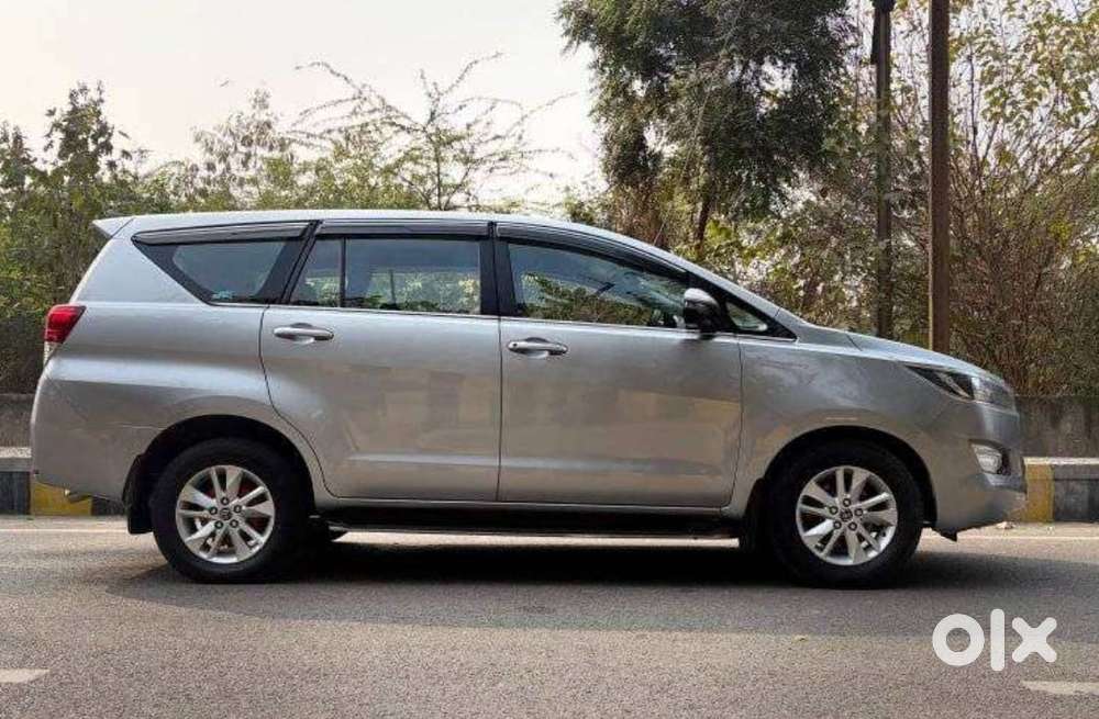 Toyota Innova Crysta [2020-ongoing] 2.4 Gx At 7 Str, 2019, Petrol