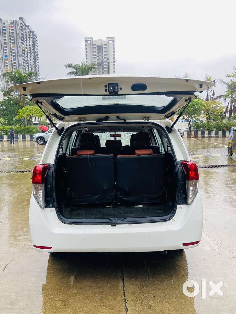 Toyota Innova Crysta 2.4 G Mt 8s, 2017, Diesel