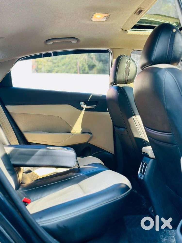 Hyundai Verna 1.5 Sx Petrol Mt, 2022, Petrol