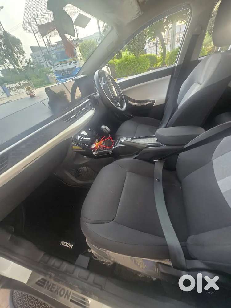 Tata Nexon Creative Petrol 2026