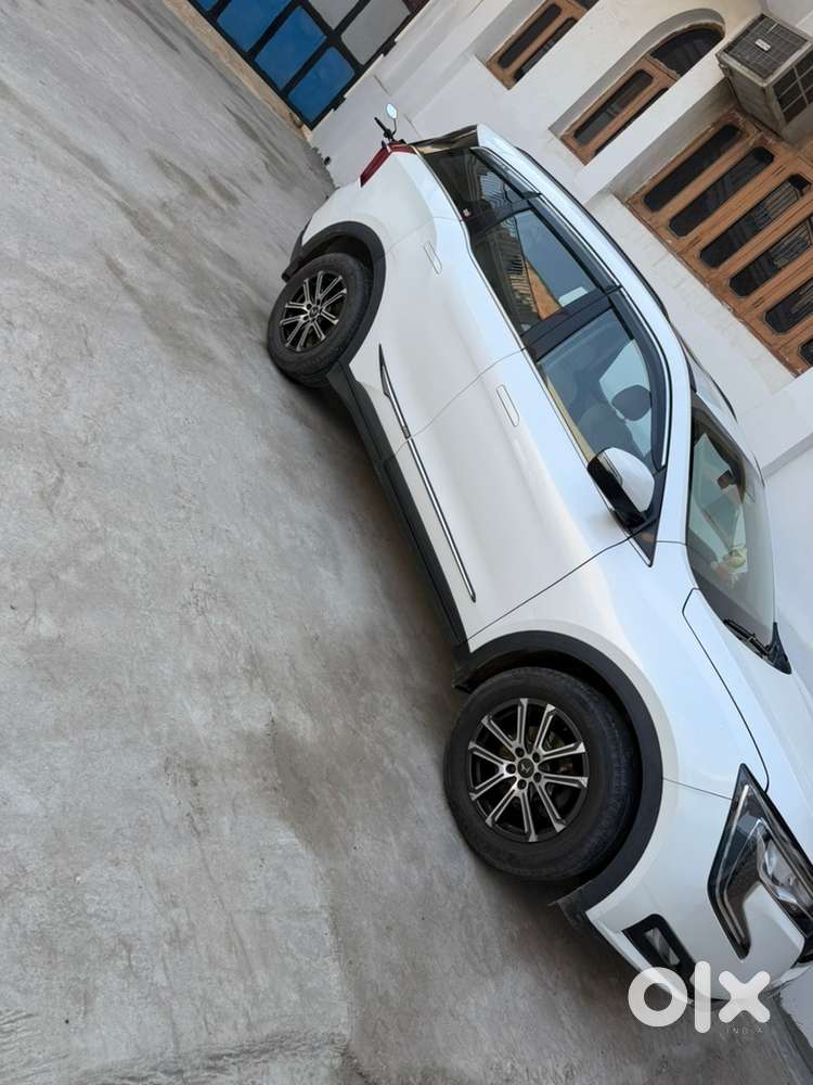 Mahindra Xuv700 Diesel 2022