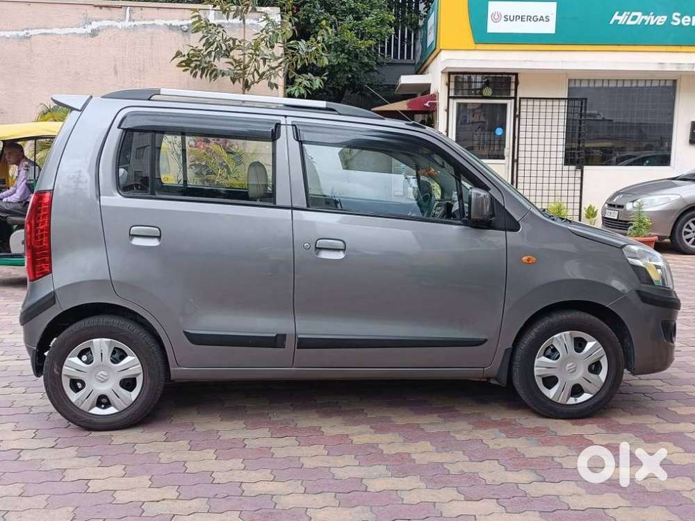 Maruti Suzuki Wagon R 1.0 Vxi Amt, 2018, Petrol