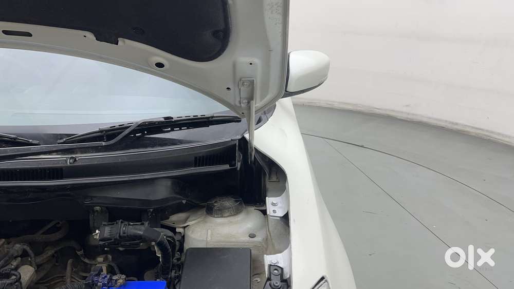 Maruti Suzuki Swift Vvt Vxi, 2021, Petrol