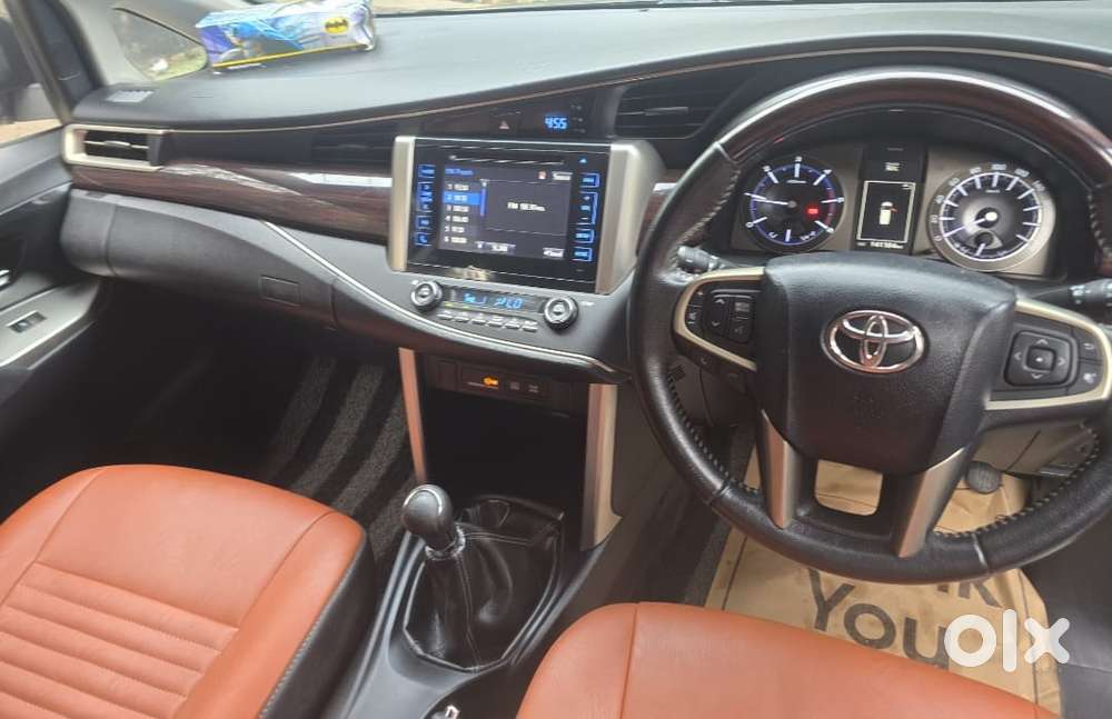 Toyota Innova Crysta 2.4 V 8 Str, 2017, Diesel