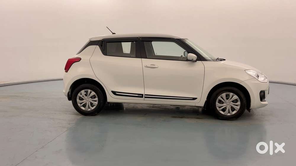 Maruti Suzuki Swift Vvt Vxi, 2022, Petrol