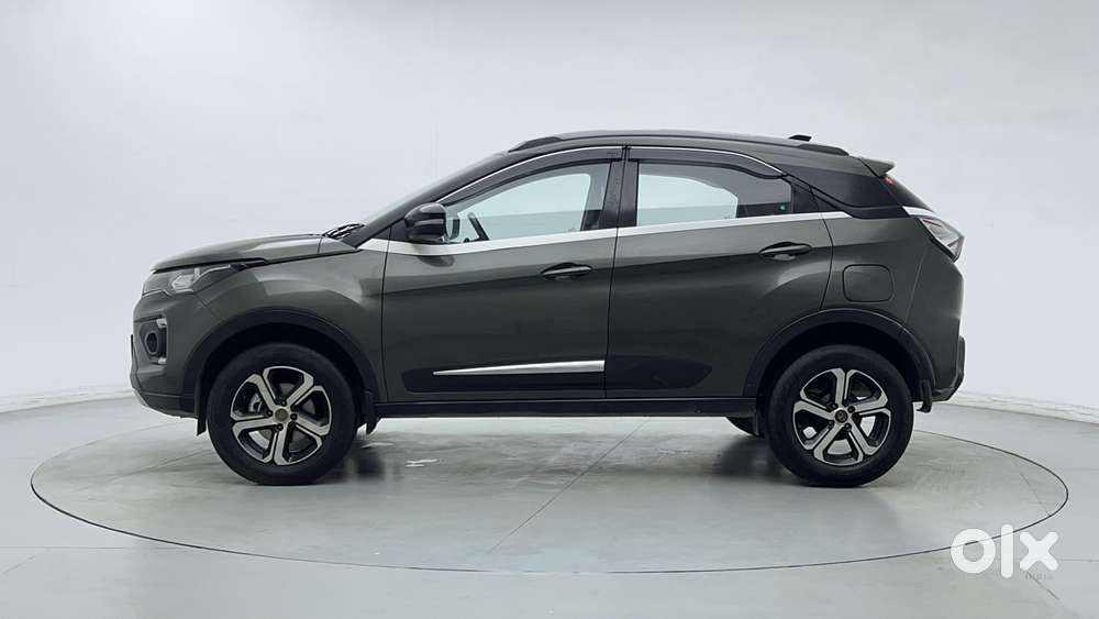 Tata Nexon Xz Plus (hs), 2022, Petrol