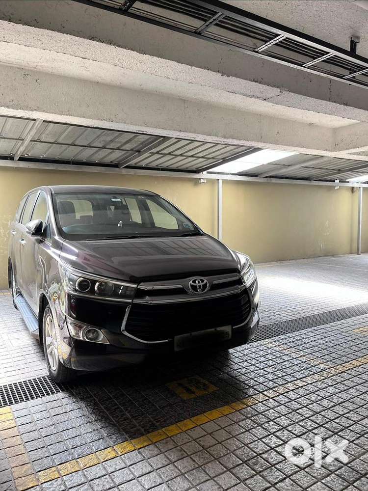 Toyota Innova Crysta 2.4 Zx (mt)2017 Diesel 58000 Km Driven