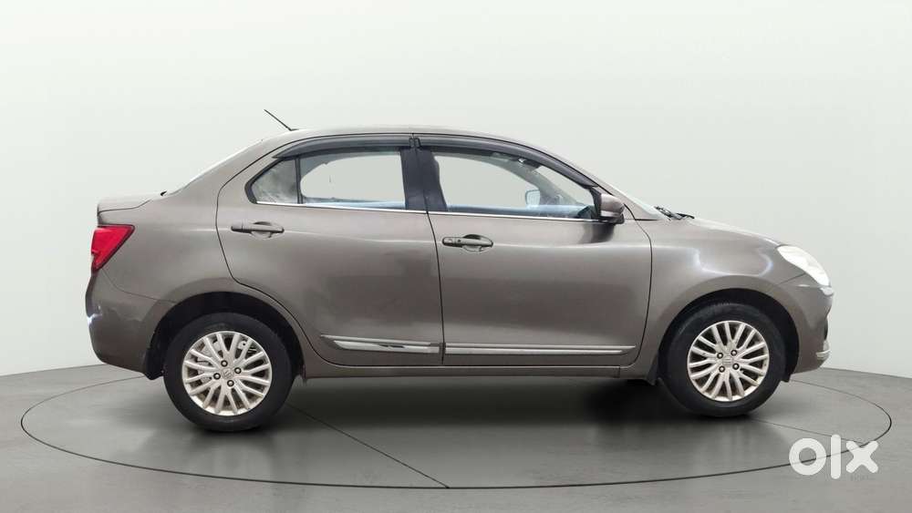 Maruti Suzuki Swift Dzire 1.2 Zxi Bsiv, 2017, Petrol