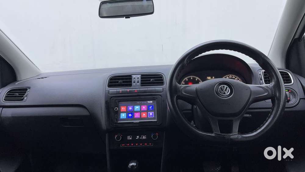 Volkswagen Polo 1.0 Tsi Comfortline At, 2021, Petrol