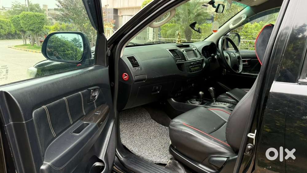 Toyota Fortuner 2015 Diesel Well Maintained