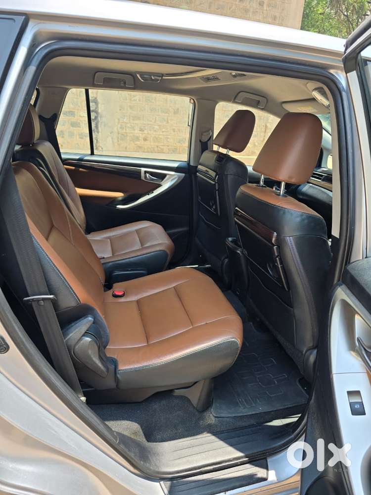 Toyota Innova Crysta 2.8 Zx At 7 Seater, 2018, Diesel