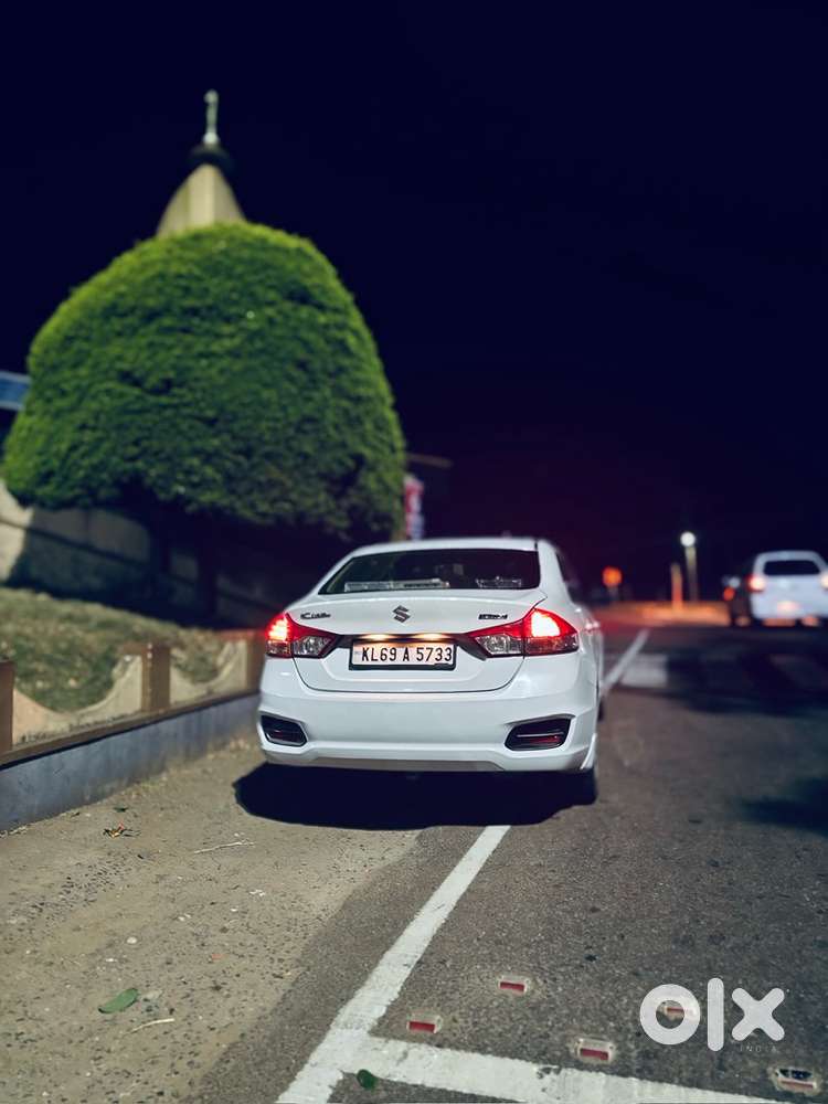 Maruti Suzuki Ciaz Diesel Well Maintained, Full Showroom Service