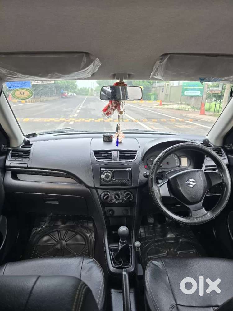 Maruti Suzuki Swift Lxi Optional-o, 2015, Petrol