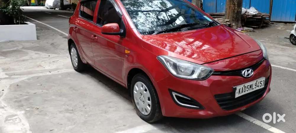 Hyundai I20 Magna Vtvt Petrol 2012  78,000 Km  Insurance Valid