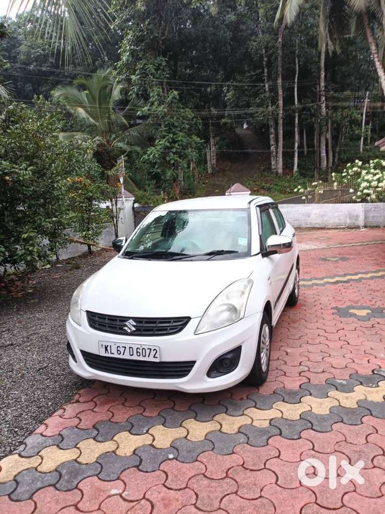 Maruti Suzuki Swift Dzire 1.2 Lxi Bsiv, 2013, Petrol