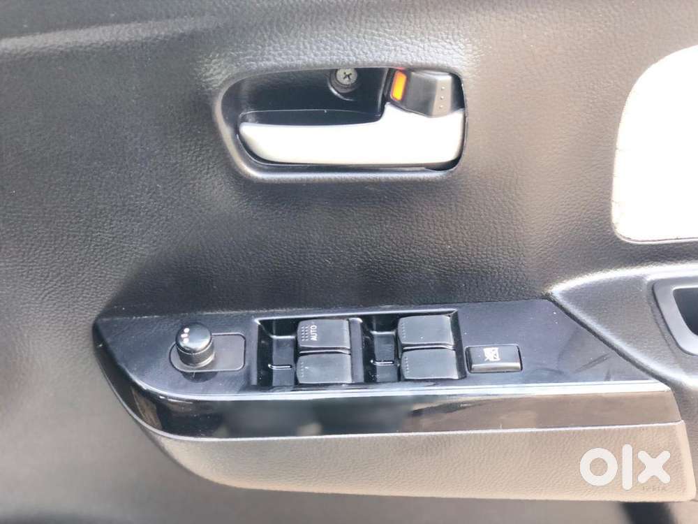 Maruti Suzuki Wagon R 1.0 Vxi Amt, 2018, Petrol