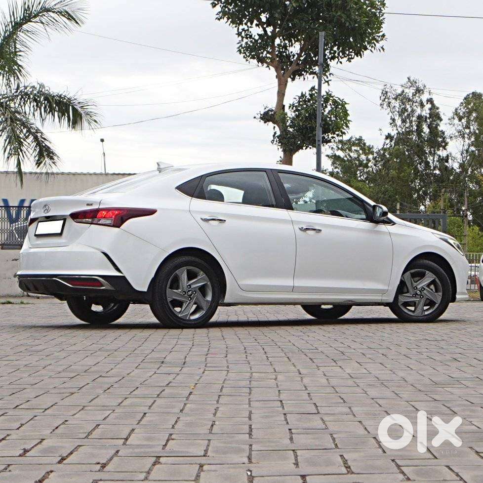 Hyundai Verna 1.5 Sx Diesel Mt, 2022, Diesel
