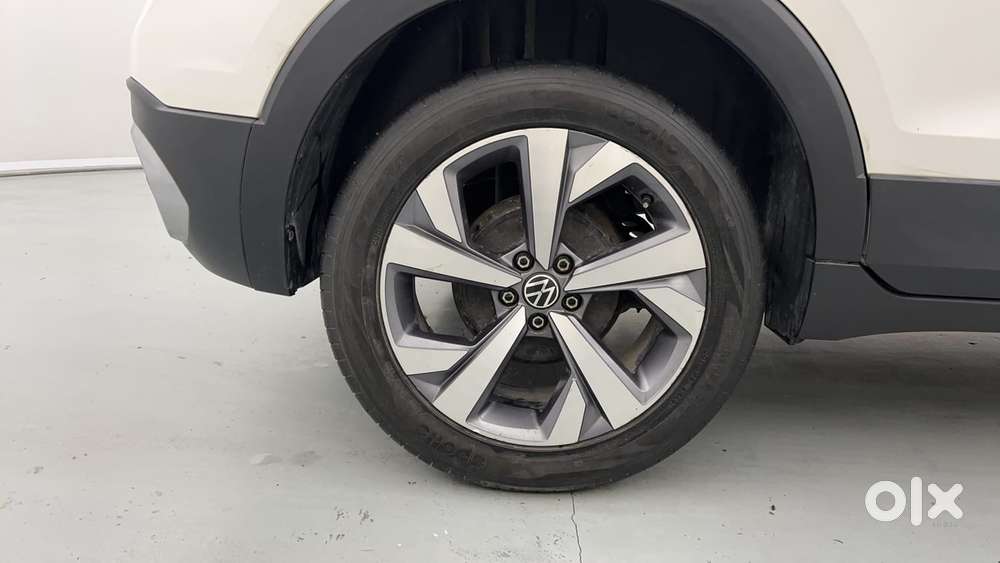 Volkswagen Taigun Topline 1.0 Tsi At (electric Seats), 2022, Petrol