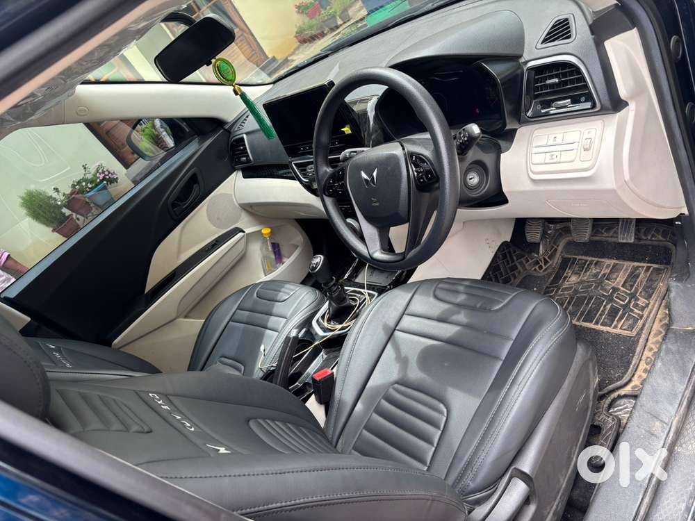 Mahindra Xuv 3xo Petrol Manual 2025