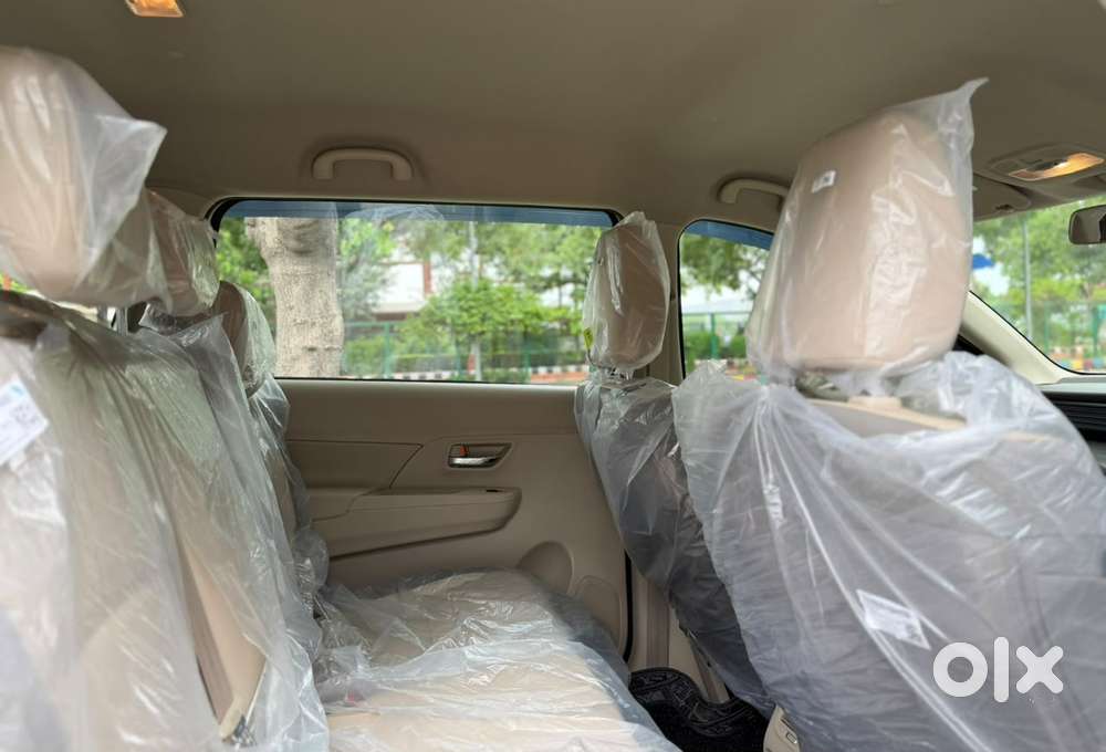 Maruti Suzuki Ertiga Zxi (o) Cng [ ], 2026, Petrol