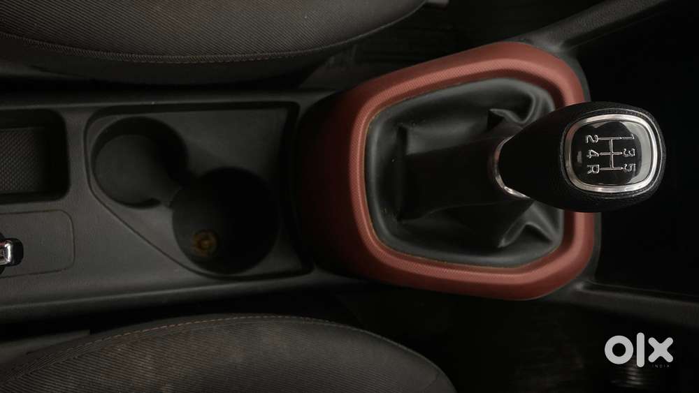 Hyundai Grand I10 1.2 Sportz Prime Edition Vtvt, 2016, Petrol