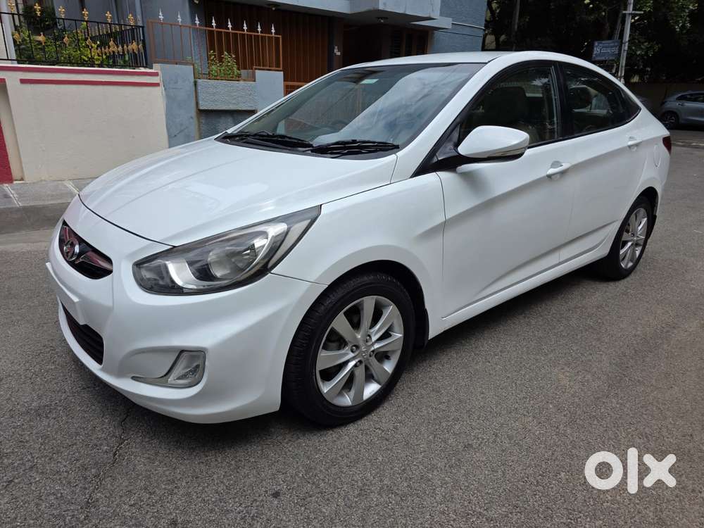 Hyundai Verna Vtvt 1.6 Sx, 2012, Petrol