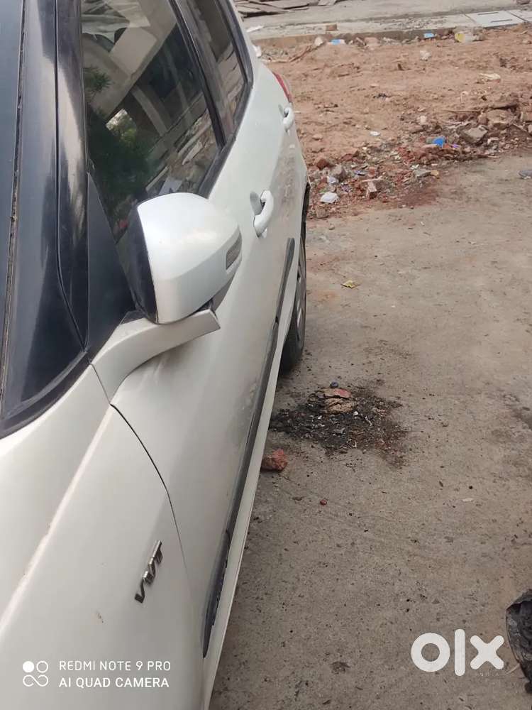 Maruti Suzuki Swift 2012