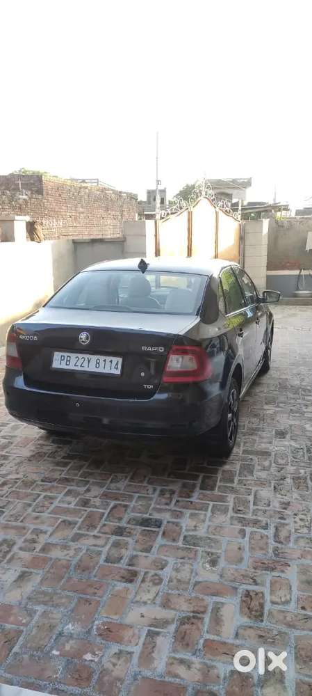 Skoda Rapid Elegance 2014 Diesel Car Excellent Condition