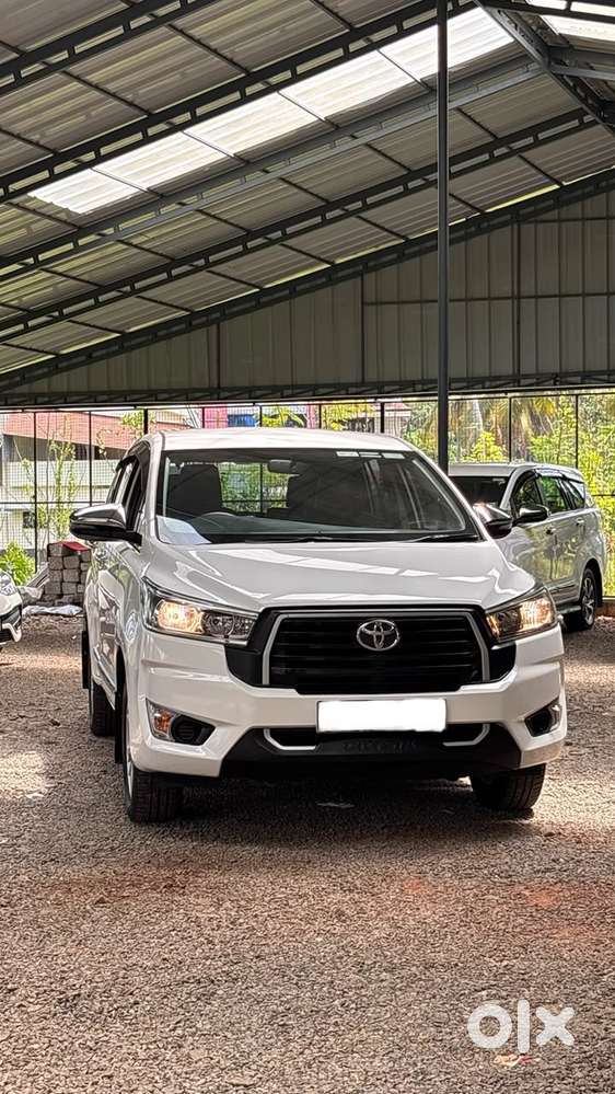 Toyota Innova Crysta 2.4 Gx Limited Edition 7 Str, 2023, Diesel