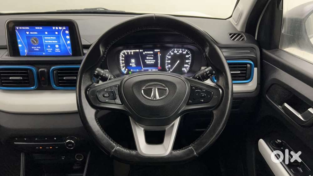 Tata Punch 1.2 Revotron Creative Amt Dual Tone, 2022, Petrol