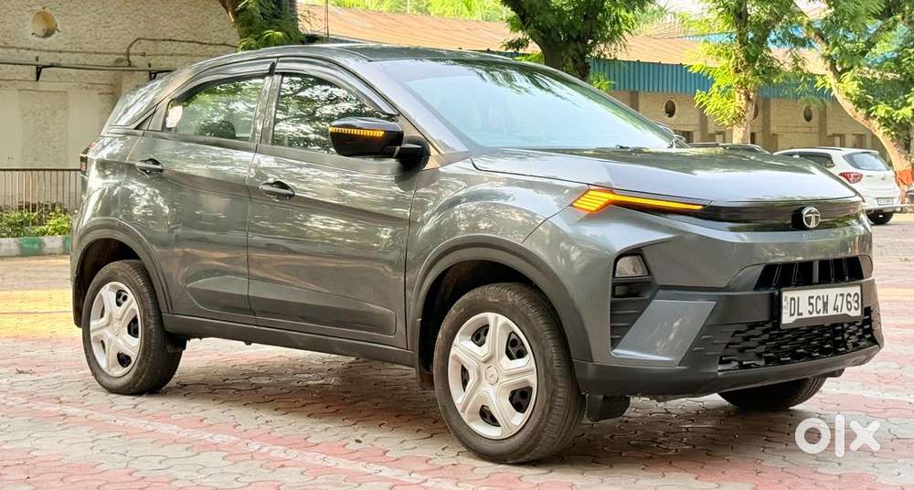 Tata Nexon Smart Plus1.2 Revotron Petrol 5 Mt, 2024, Petrol