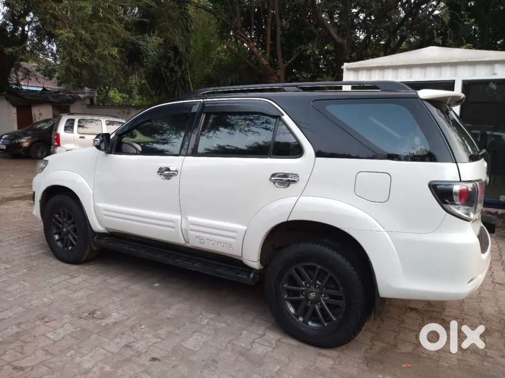 Toyota Fortuner 4x2 At, 2015, Diesel