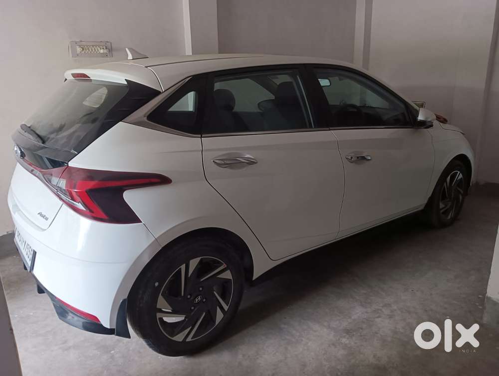 Hyundai I20 Asta (o) 1.2 Mt, 2022, Petrol
