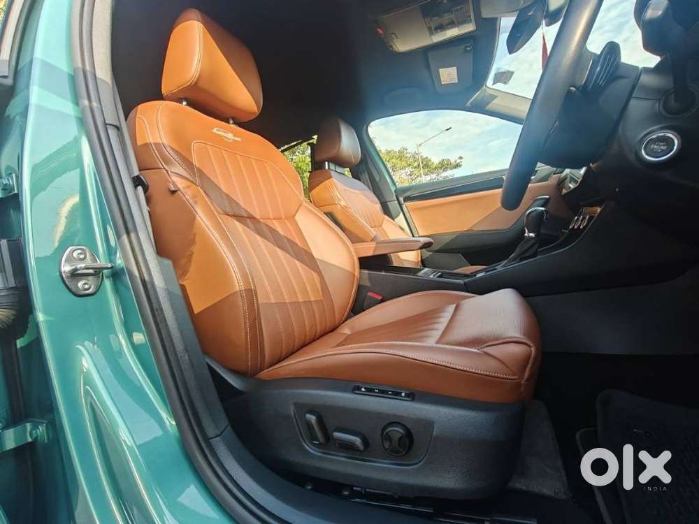 Skoda Superb 2.0 L&k Tsi At, 2024, Petrol