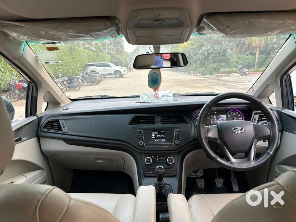 Mahindra Marazzo M4, 2018, Diesel