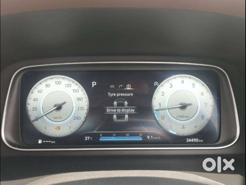 Hyundai Alcazar Signature 1.5 Petrol Dct 7str, 2023, Petrol