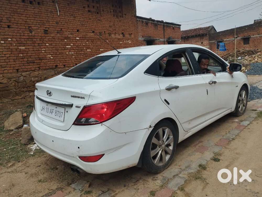 Hyundai Verna 2012 Diesel 900000 Km Driven