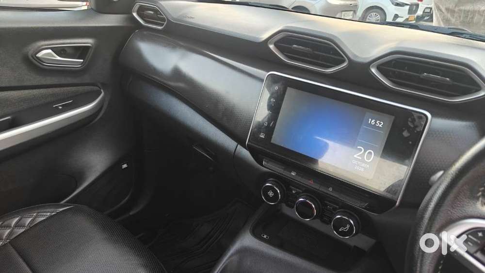 Nissan Magnite 1.0 Xv Turbo Cvt, 2021, Petrol