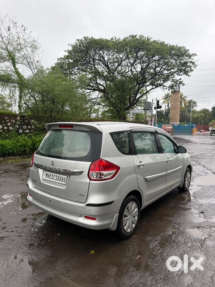 Maruti Ertiga Green Vxi Cng