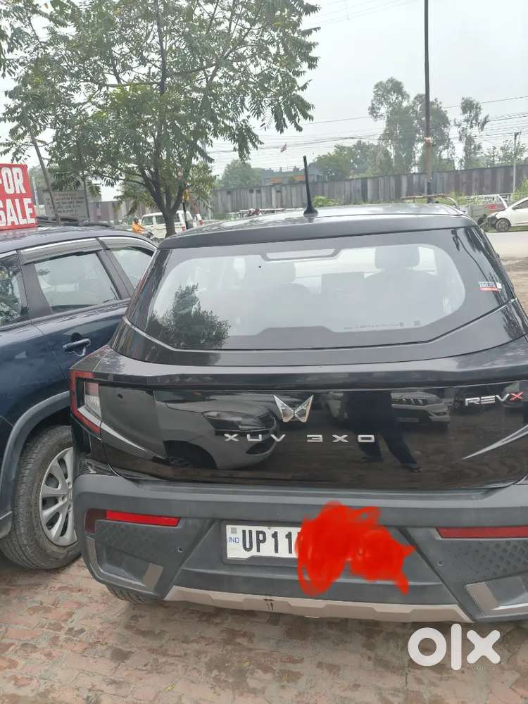 Mahindra Xuv 3xo Revex M O With Sunroof Petrol 2026